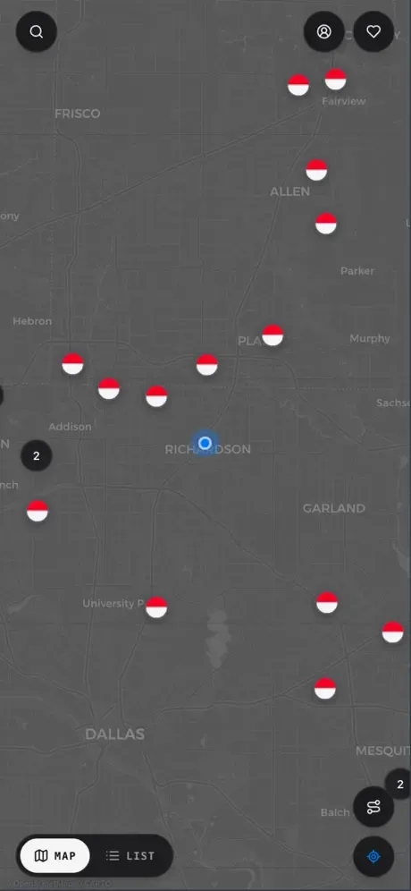 VendHunt map view with red-and-white machine markers around Dallas and Richardson